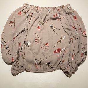 Stunning Dynamite Blouse. L